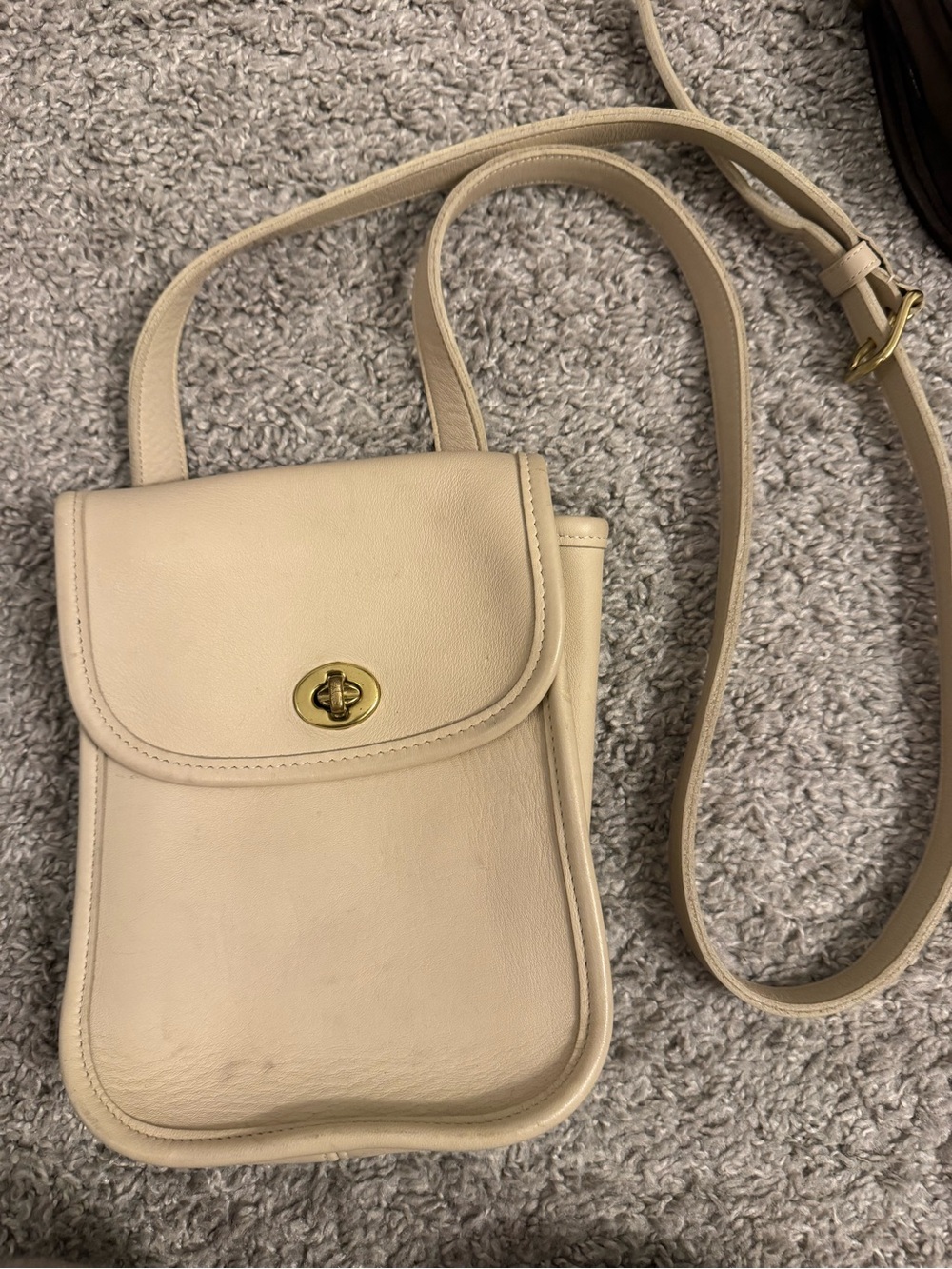 Vintage coach project bone small sidepack